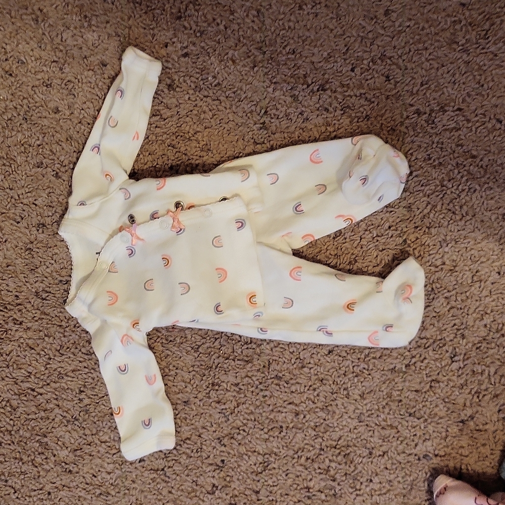 NWOT Preemie rainbow outfit